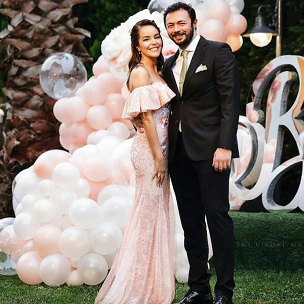 Bengü’ye Eşinden Sürpriz Baby Shower!