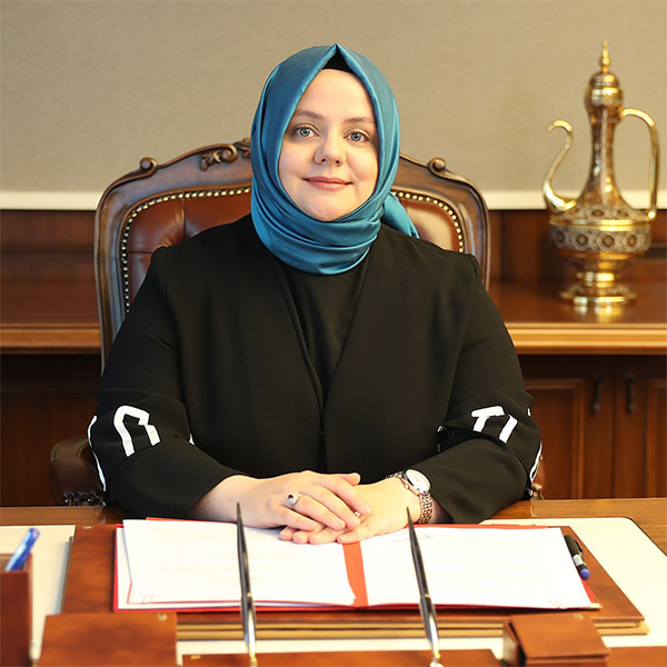 Çalışan Annelere Aylık 650 Tl Destek! Başvurular Yarın Başlıyor