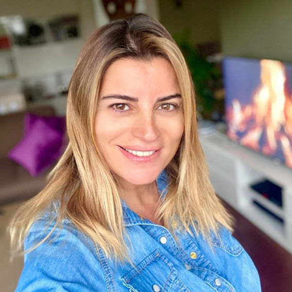 Ece Vahapoğlu Anne Oldu! İşte Oğlu Efe İle İlk Karesi