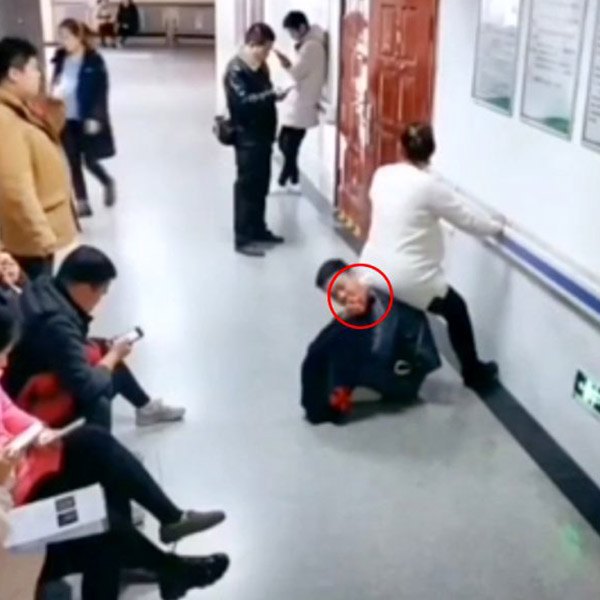 Kimse Hamile Eşine Yer Vermeyince Bakın ne Yaptı