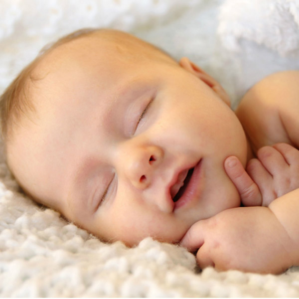 Uykusuzluğa Son: Bebeğinizi Mışıl Mışıl Uyutacak 9 Ninni!