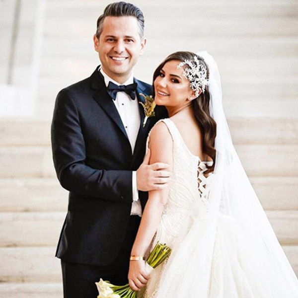 ​​​​​merve Özbey’den Bebek Müjdesi!