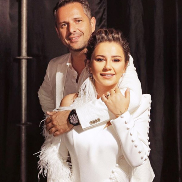 Bebeğinin Cinsiyetini Açıkladı!