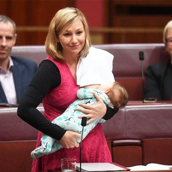 Larissa Waters Mecliste Konuşma Yaparken Bebeğini Emzirdi