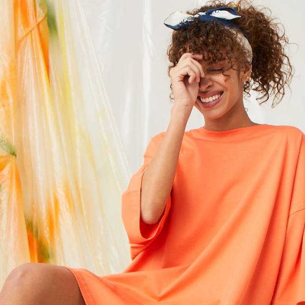 Hamileler İçin Oversize Kadın T-shirt Kombinleme Rehberi