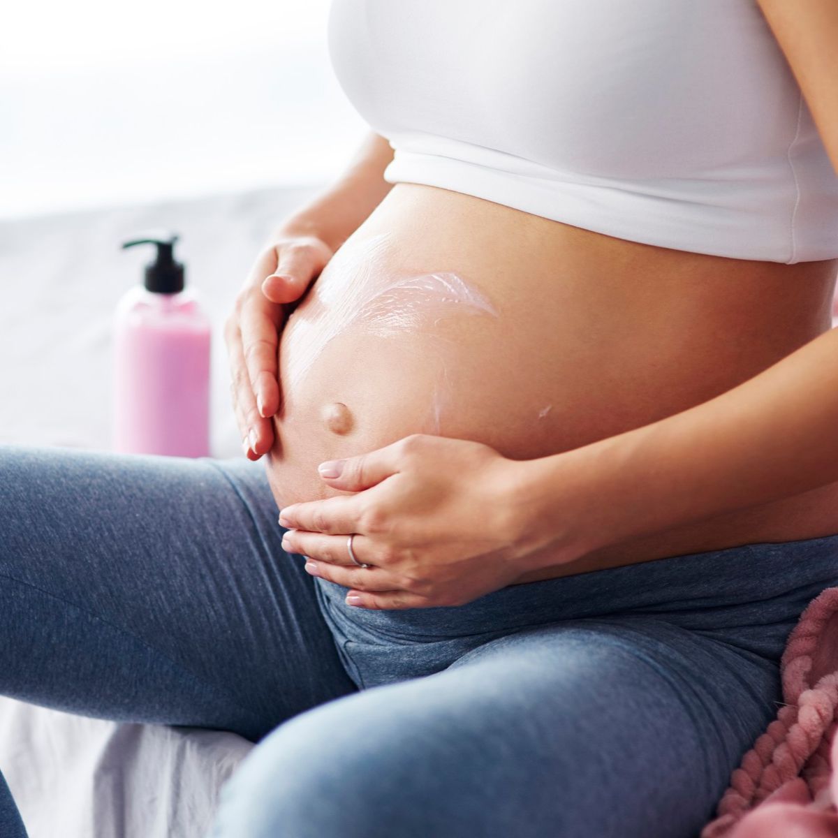 Hamilelikte Kaşıntı Neden Olur, Nasıl Geçer?