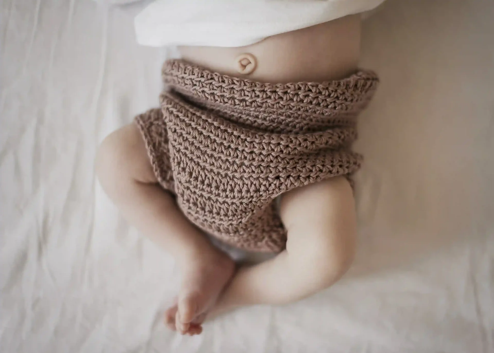 Bebeklerde Göbek Deliğinin Dışarı Doğru Olması Normal mi?