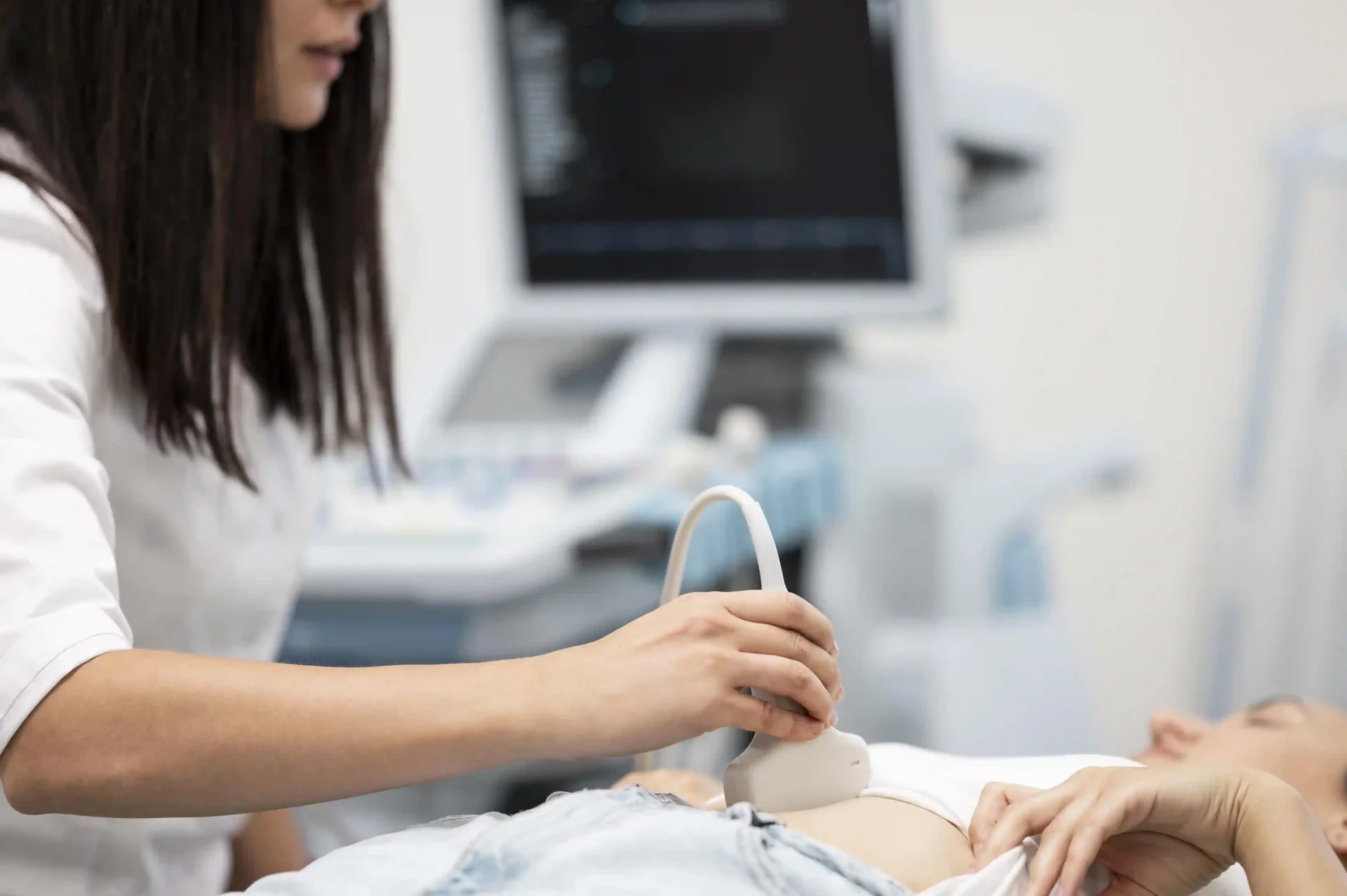 Ultrasonda gebelik kesesinin gorunmemesi